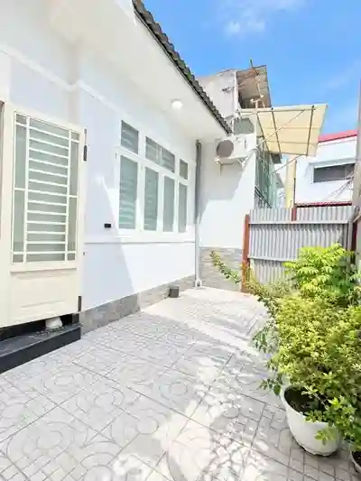 Bán nhà Xô Viết Nghệ Tĩnh, Bình Thạnh – 75m² ngang 6,5m, sân riêng cổng riêng, nhà C3 mái đúc, giá 7,9 tỷ